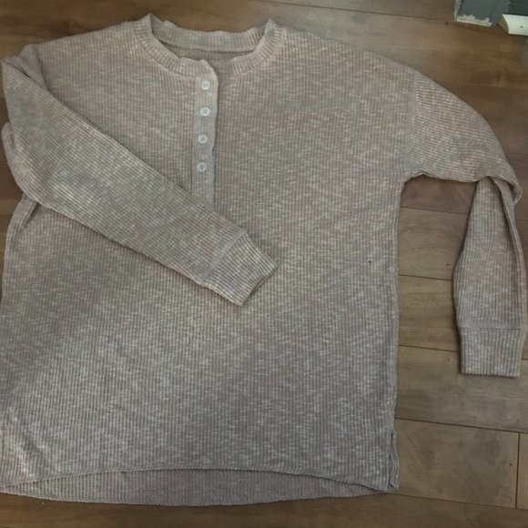 long sleeve knit top - Picture 1 of 1